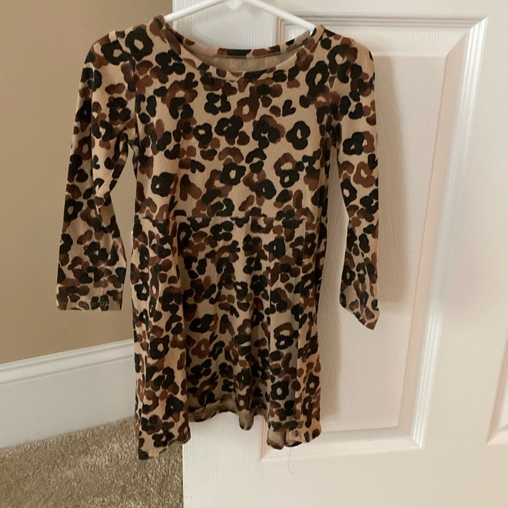 Girls 4T dress brown and black. Jumping beans. EUC. Cheetah design.